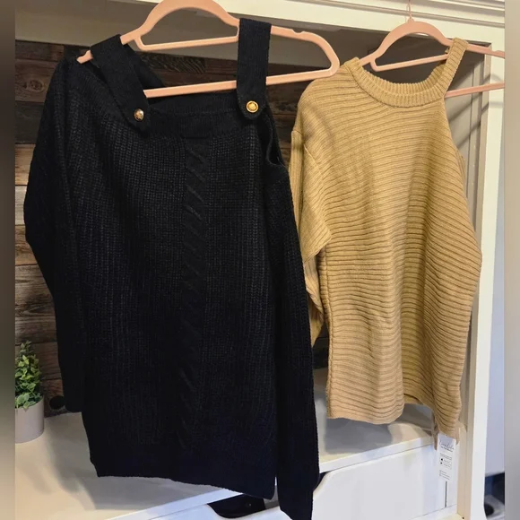 Cupshe Ribbed Open-Shoulder Sweater- In Onyx - Picture 9 of 11